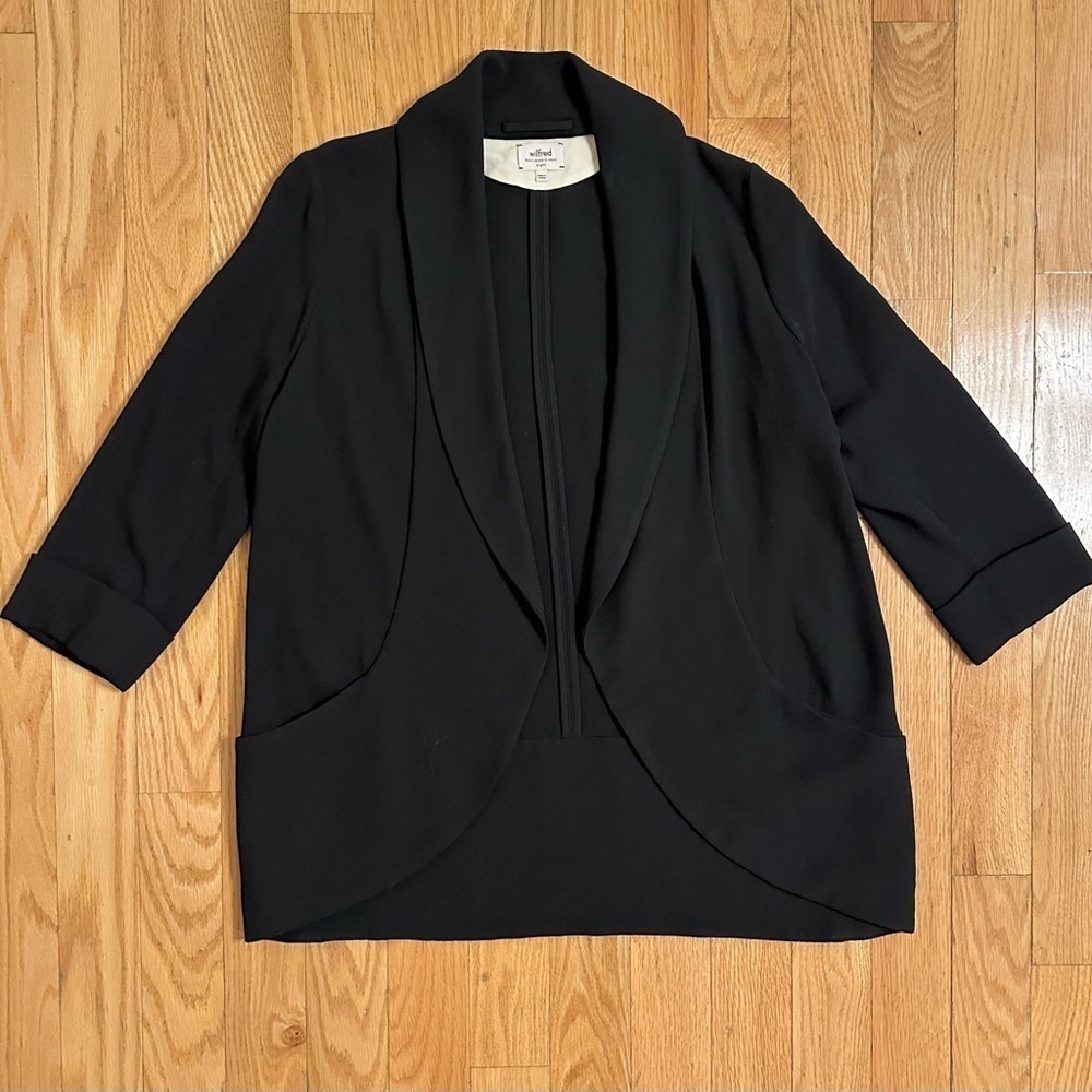 Wilfred Aritzia Chevalier Jacket Blazer Crepe Open Front 3/4 Sleeve Black Size 8